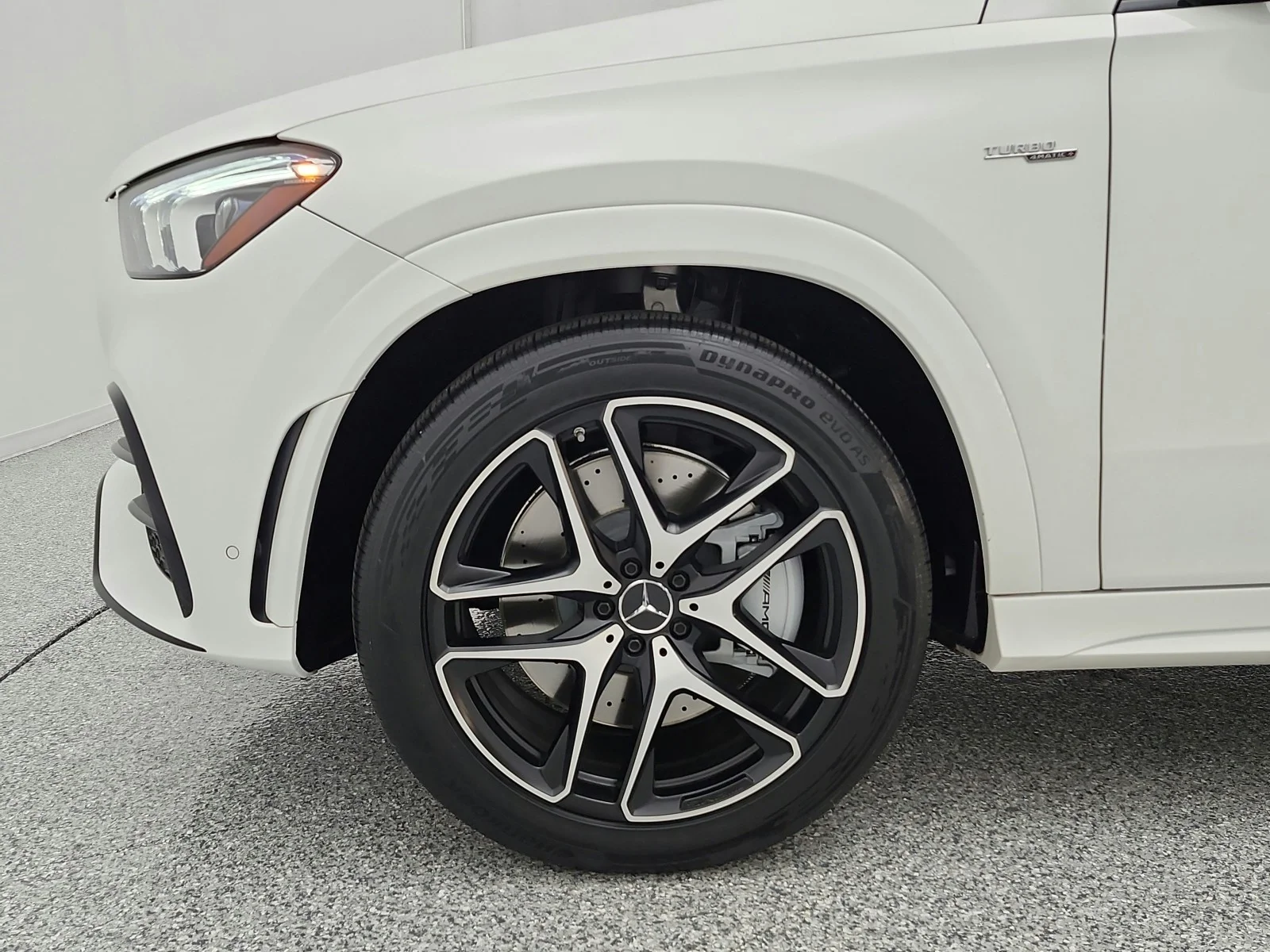 Used 2021 Polar White Mercedes-Benz AMG® GLE 53 4MATIC Coupe image 25