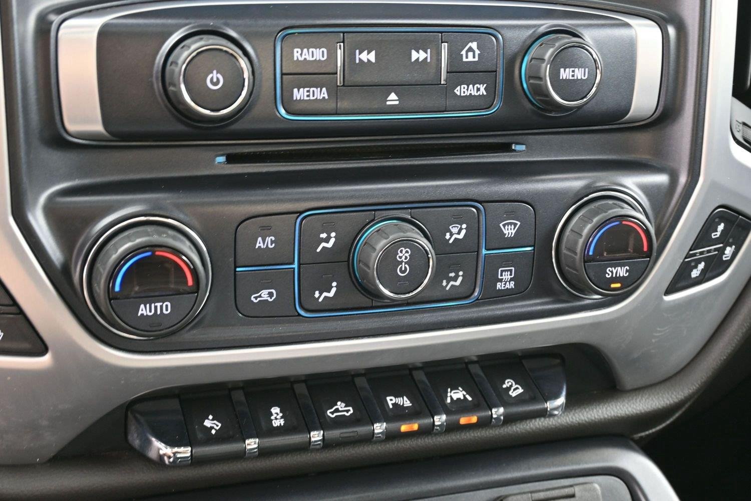 Used 2018 Summit White GMC SLT image 22