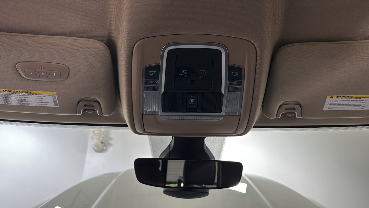 Used 2021 White Ram Laramie image 11