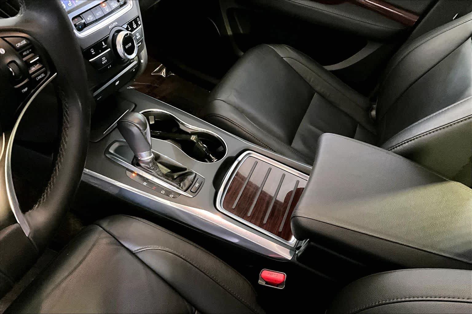 Used 2015 Crystal Black Pearl Acura Tech/Entertainment Pkg image 16