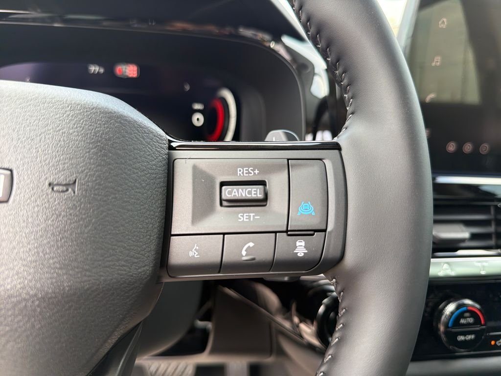 New 2026 Nissan Pathfinder SL 4D Sport Utility