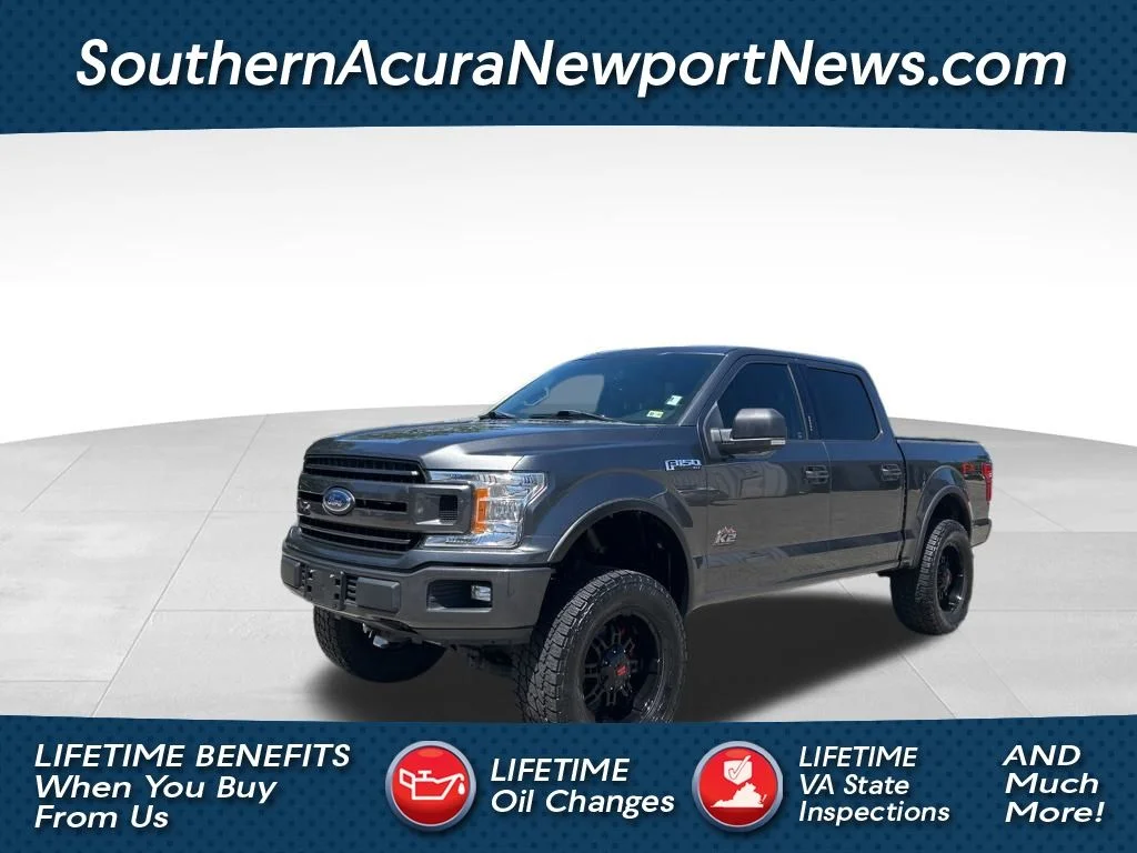 Used 2018 Gray Ford XLT image 1