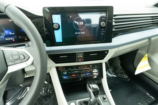 2026 Volkswagen Jetta SE - Photo 27
