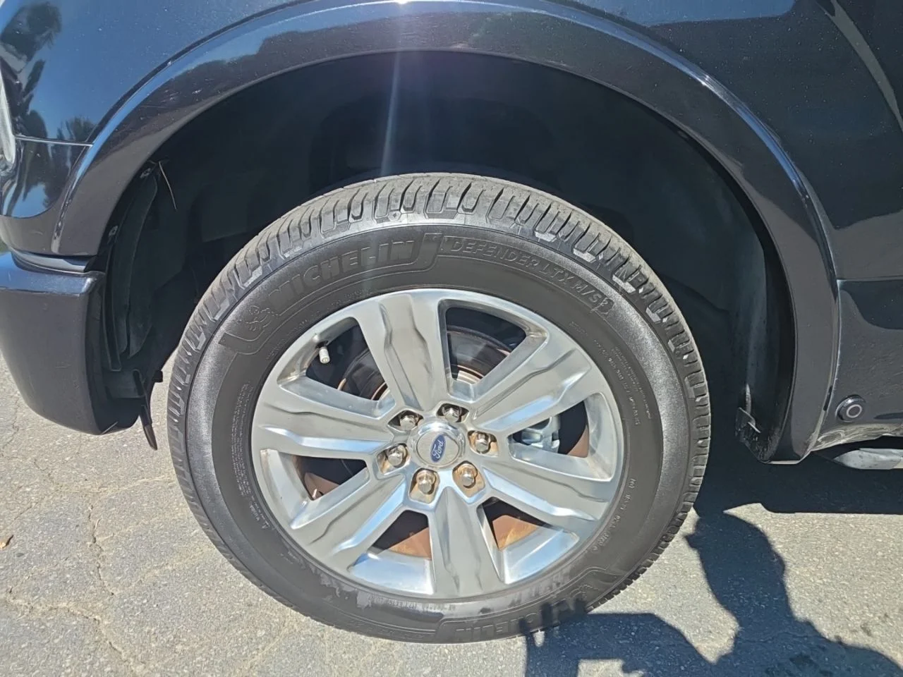 Used 2015 Black Ford Platinum image 13