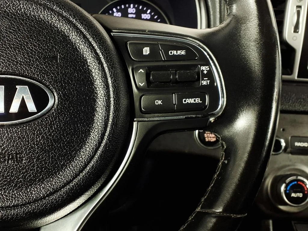 Used 2017 Silver Kia EX image 19