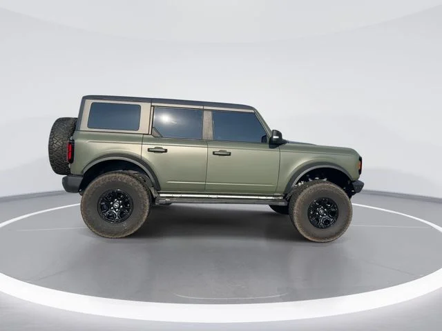 Used 2022 Silver Ford Wildtrak image 4