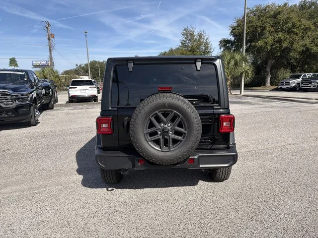 New 2026 Black Clear-Coat Exterior Paint Jeep Sport S image 5