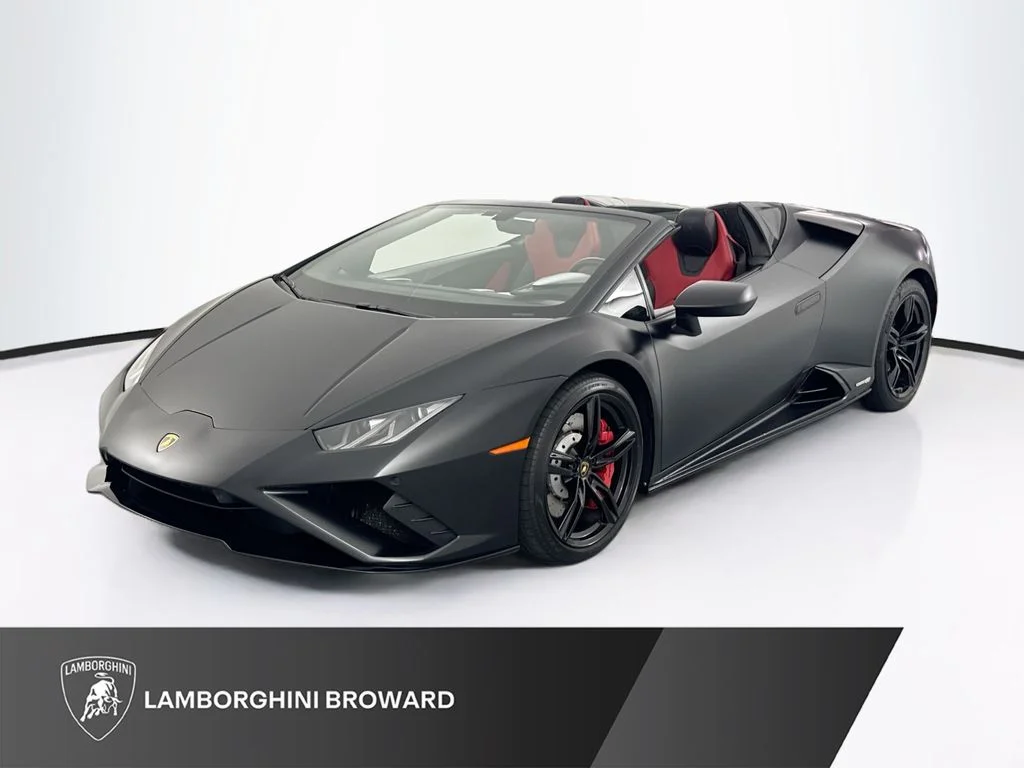 Used 2021 Black Lamborghini  image 1