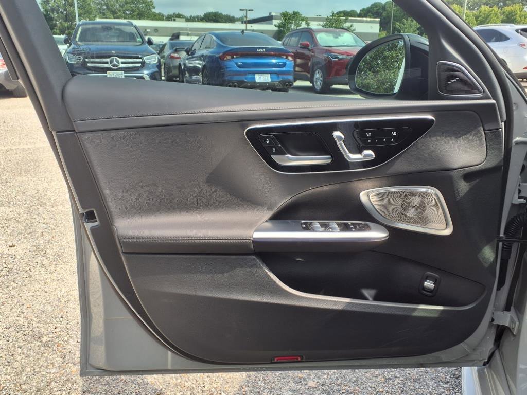 2025 Mercedes-Benz C-Class Sedan C 300 - Photo 14