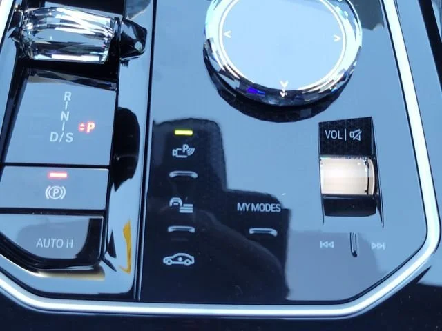 New 2026 Black BMW 740i xDrive image 26
