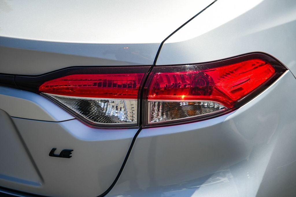 Used 2022 Silver Toyota LE image 7