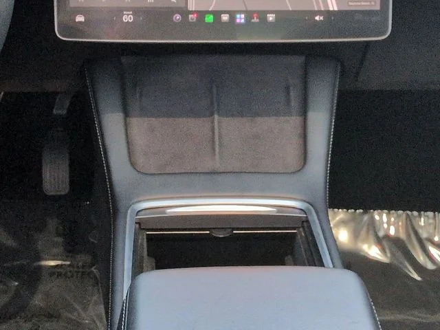 Used 2021 Silver Metallic Tesla Standard Range Plus image 17