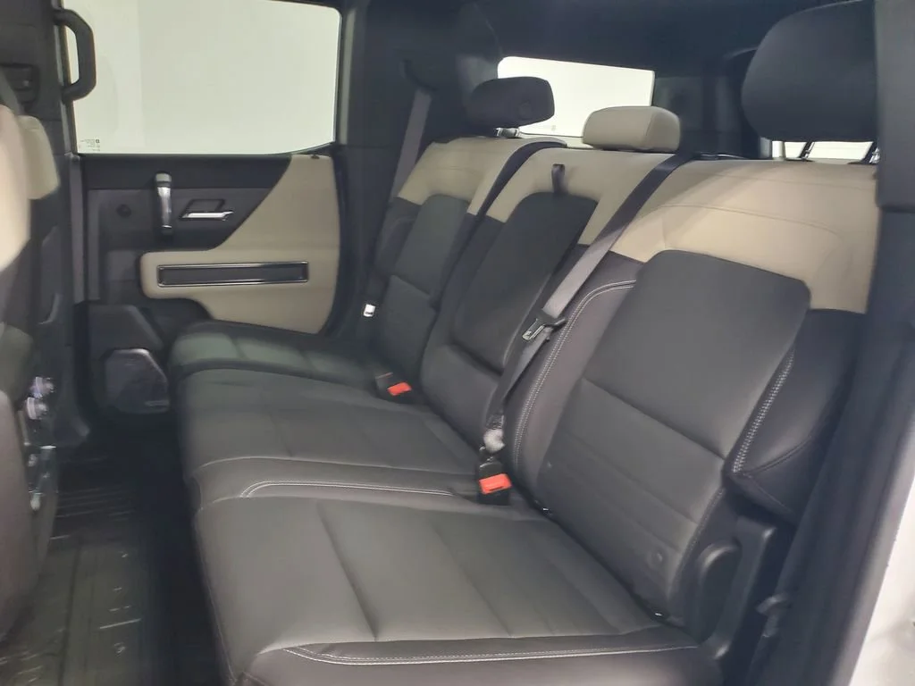 2026 GMC HUMMER EV 2X - Photo 29