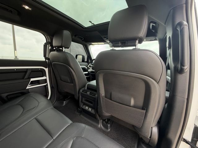 Certified Used 2024 White Land Rover S image 17