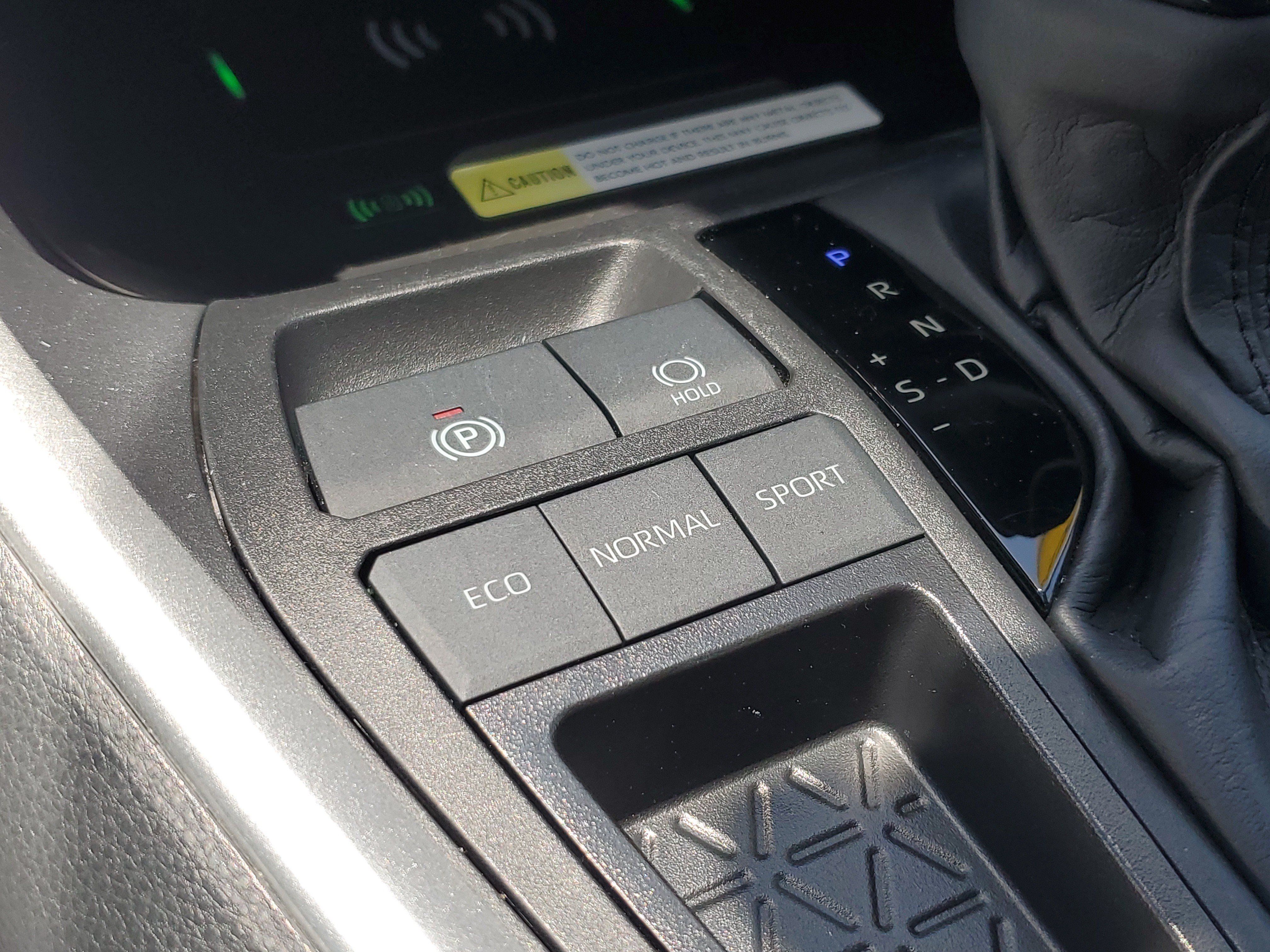 Used 2024 Ice Toyota XLE image 32