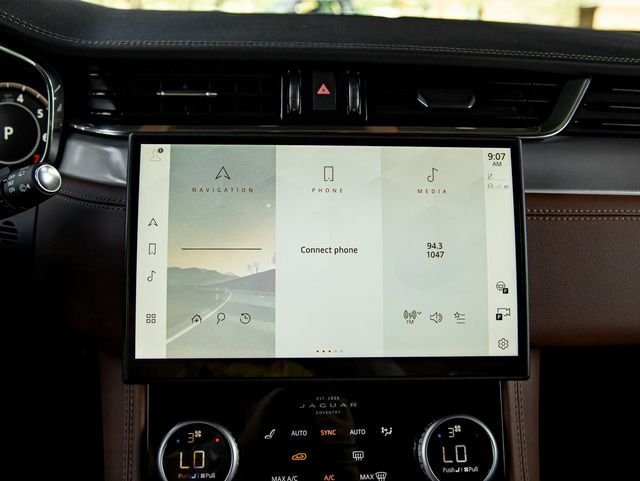 2026 Jaguar F-Pace R-Dynamic S - Photo 17