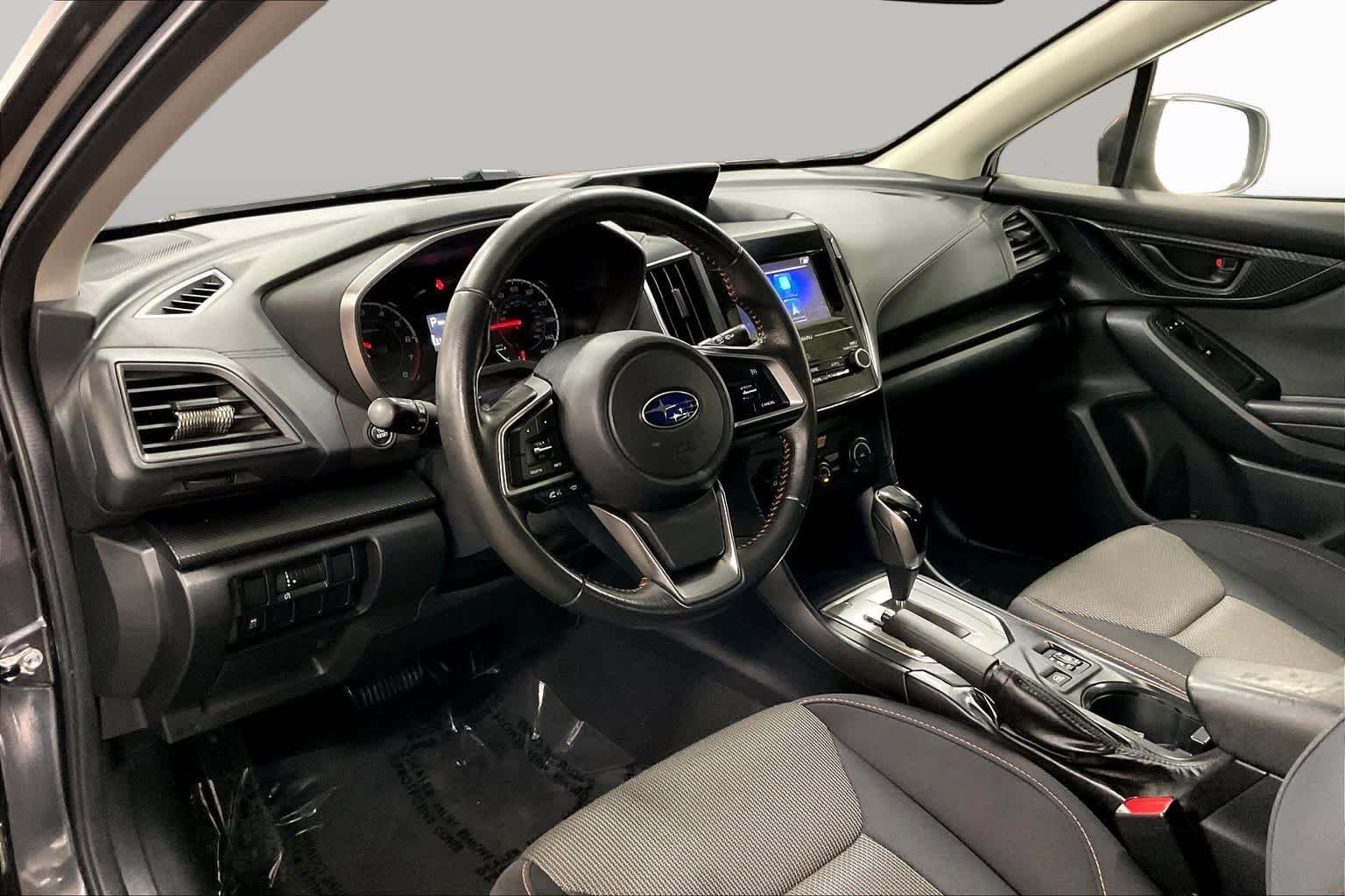 Used 2018 Dark Gray Metallic Subaru Premium image 17