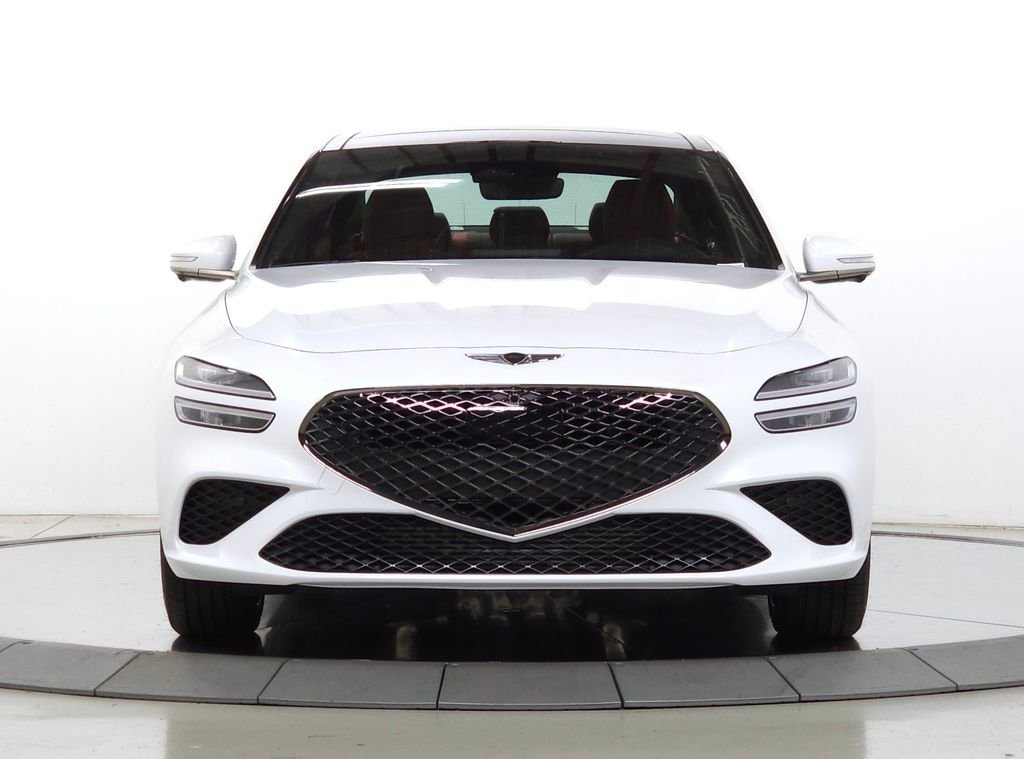 New 2026 White Genesis 3.3T SPORT PRESTIGE image 2