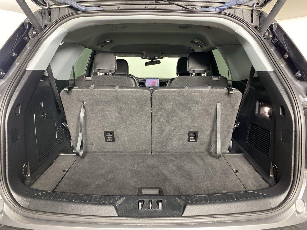 Used 2022 Gray Metallic Ford XLT image 27