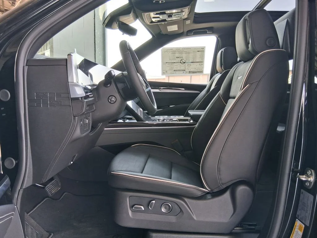 2026 Cadillac Escalade Luxury - Photo 22