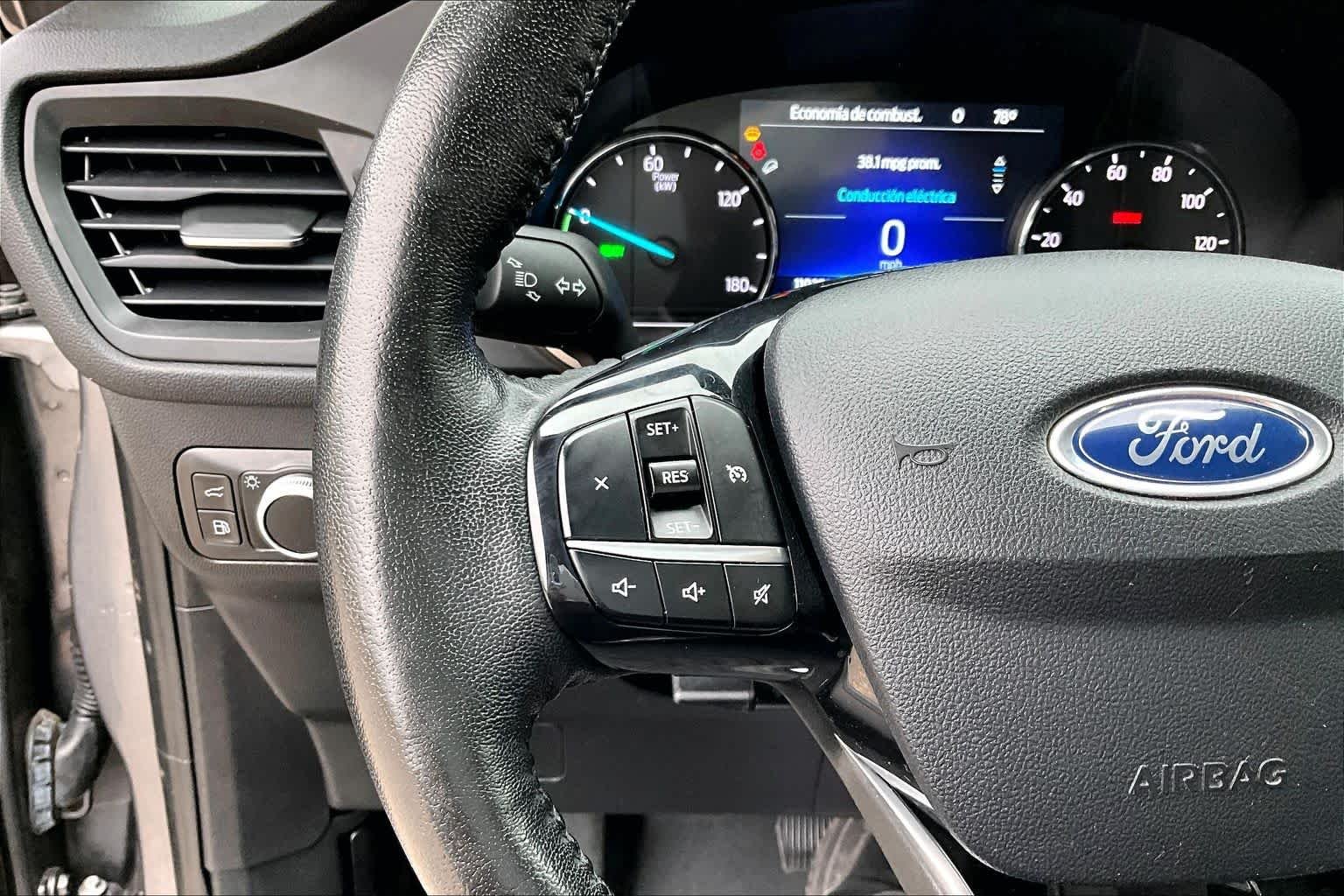 2021 Ford Escape SE - Photo 24