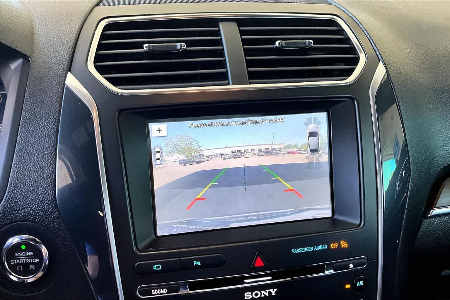 Used 2018 Gray Ford Limited image 29