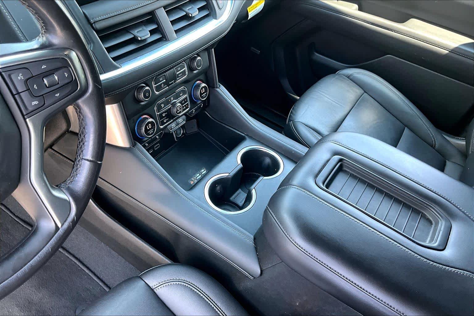 Used 2022 Summit White Chevrolet LT image 17