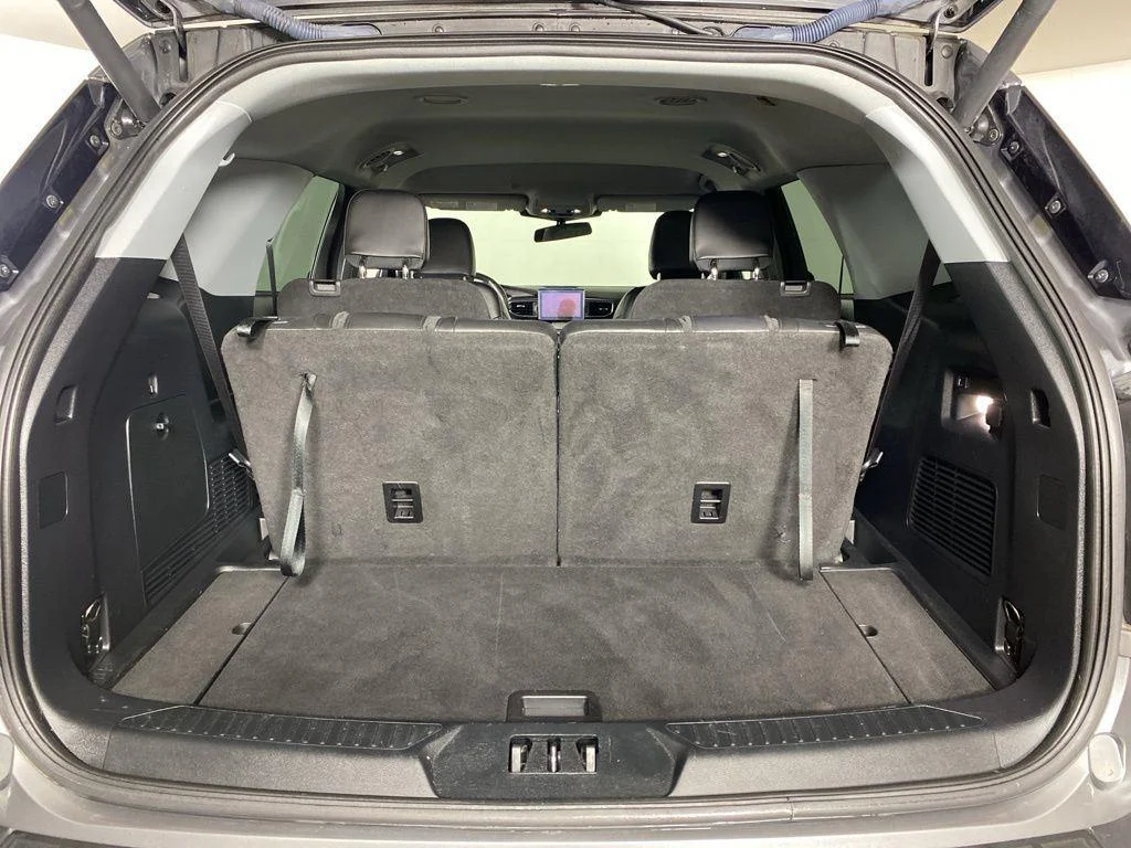Used 2022 Gray Metallic Ford XLT image 27