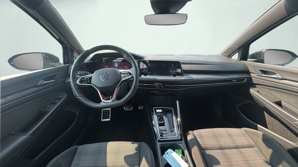 Used 2024  Volkswagen 2.0T S image 17