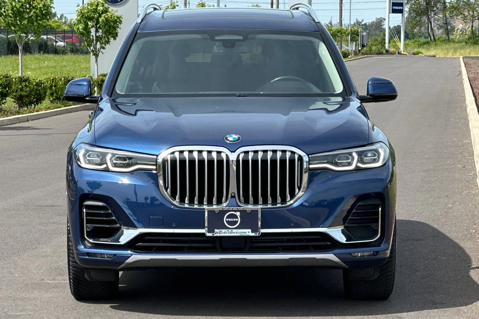 Used 2020 Blue BMW xDrive40i image 8