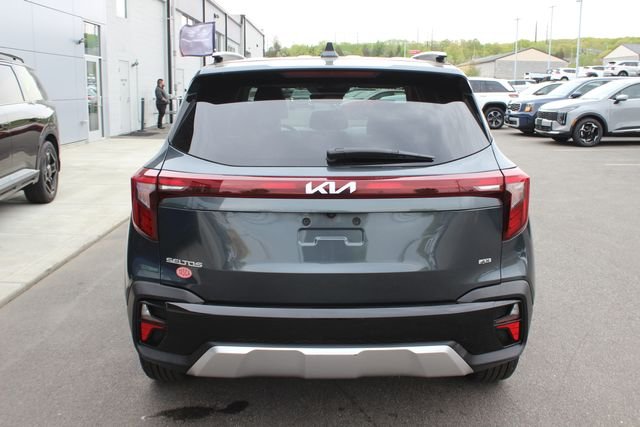 Used 2024 Gray Kia EX image 28