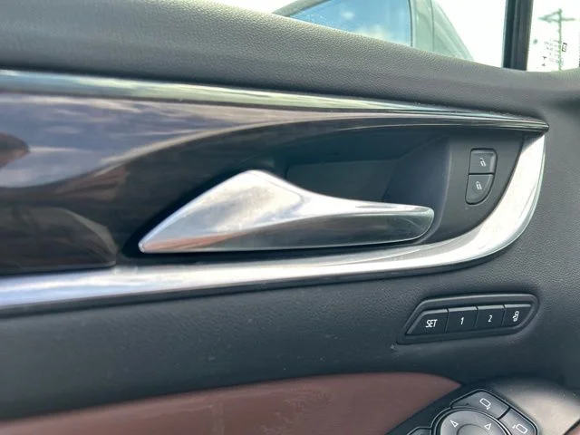 Used 2020 White Buick Avenir image 31