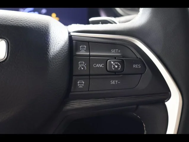 Used 2025 Gray Jeep Laredo X image 29