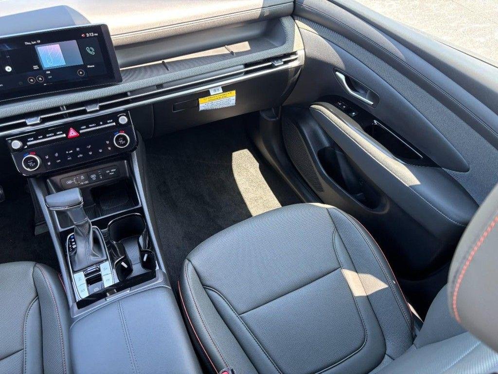 2025 Hyundai Santa Cruz Limited - Photo 10