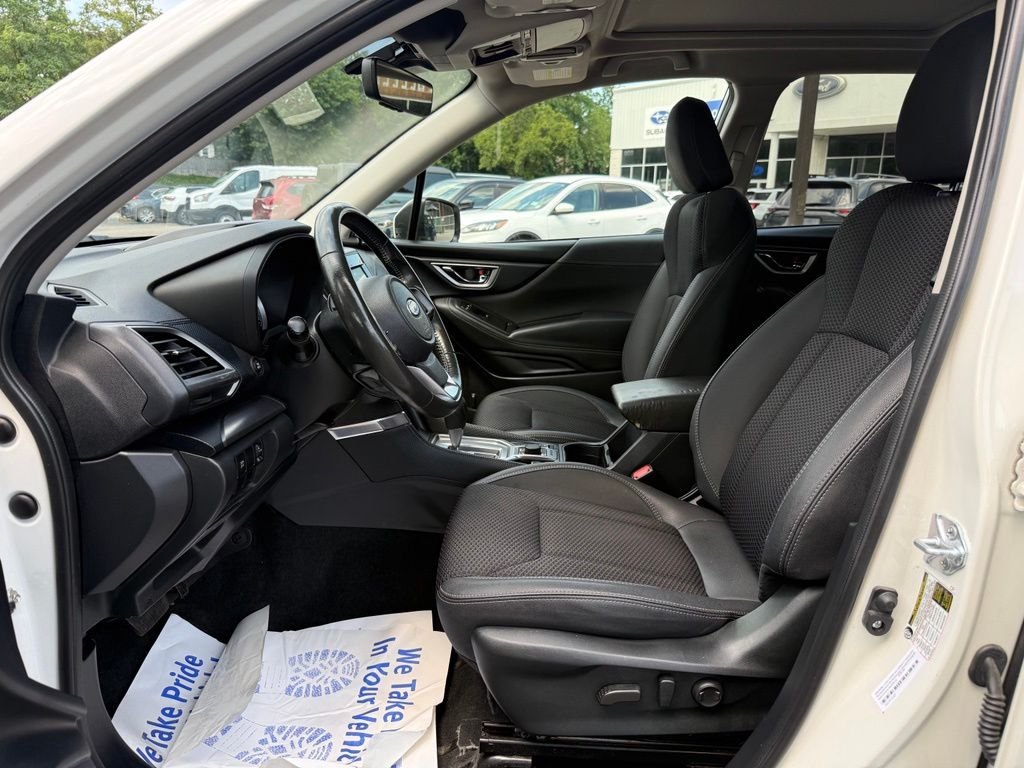 Used 2024 White Subaru Premium image 21