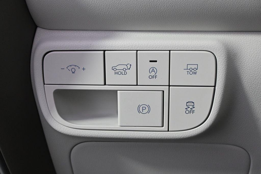 New 2026 White Pearl Hyundai SEL AWD image 25