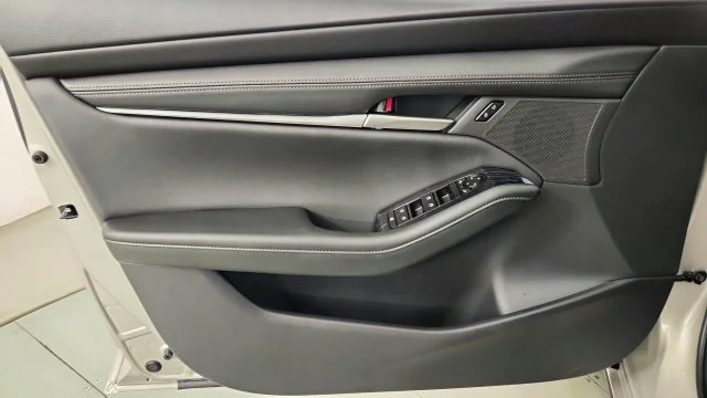 New 2026 Platinum Quartz Metallic Mazda 2.5 S Preferred image 9