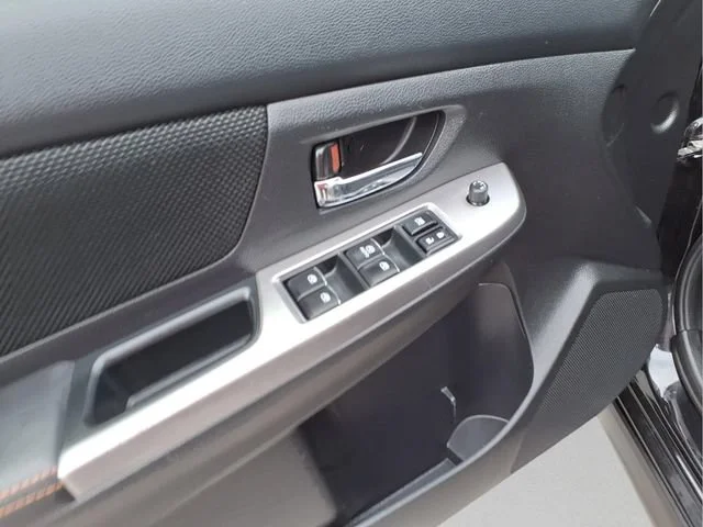 Used 2016  Subaru Premium image 13