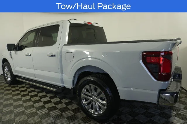 New 2026 Avalanche Ford XLT image 5