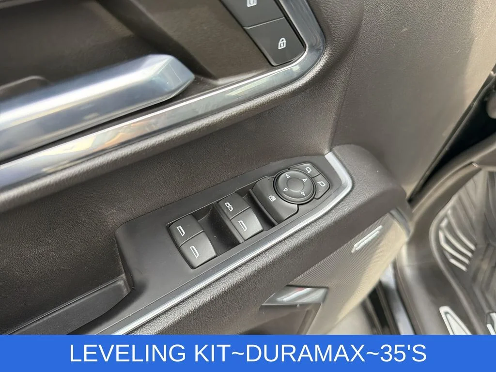 Used 2022 Black Chevrolet LT Trail Boss image 21