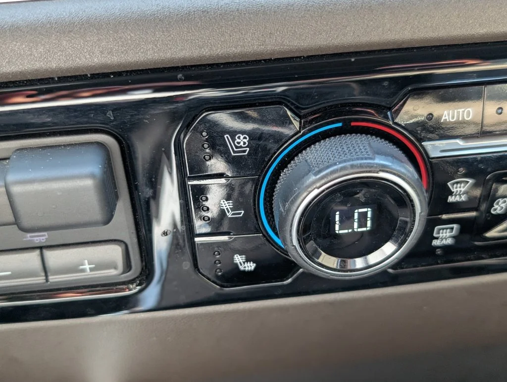 Used 2023 White Chevrolet LTZ image 29