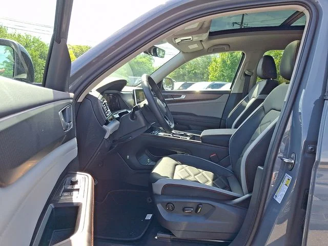 New 2026 Gray Volkswagen 2.0T Peak Edition image 9