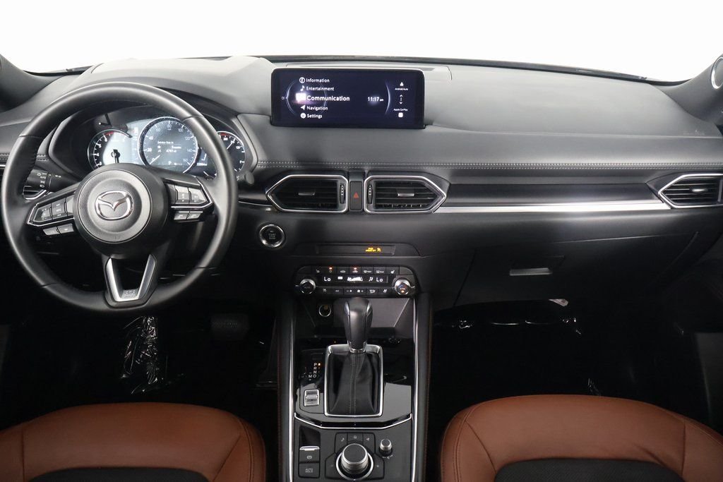 Certified Used 2024  Mazda 2.5 Carbon Turbo image 9