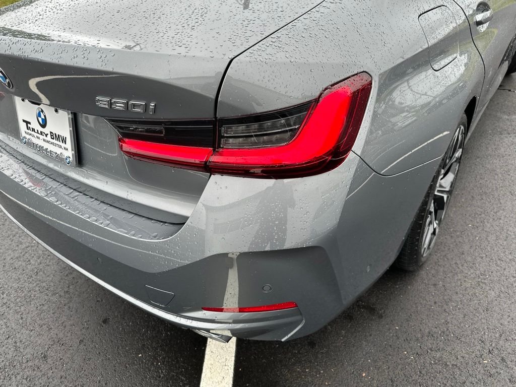 Used 2026 Skyscraper Grey Metallic BMW 330i xDrive image 28