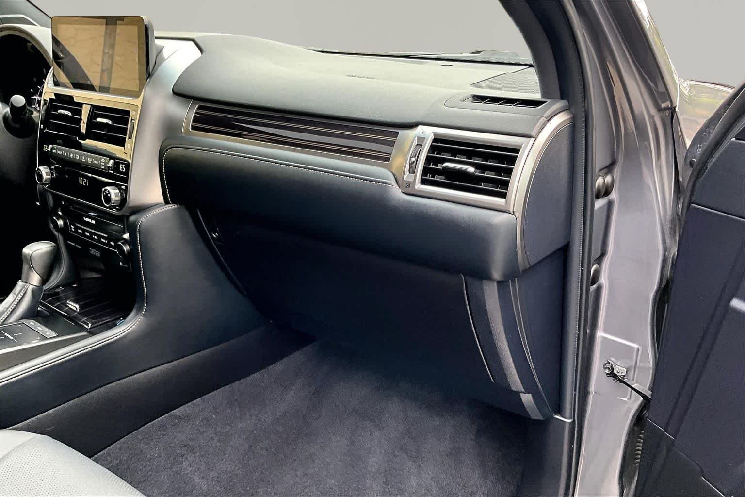 Used 2023 Nebula Gray Pearl Lexus Premium image 19