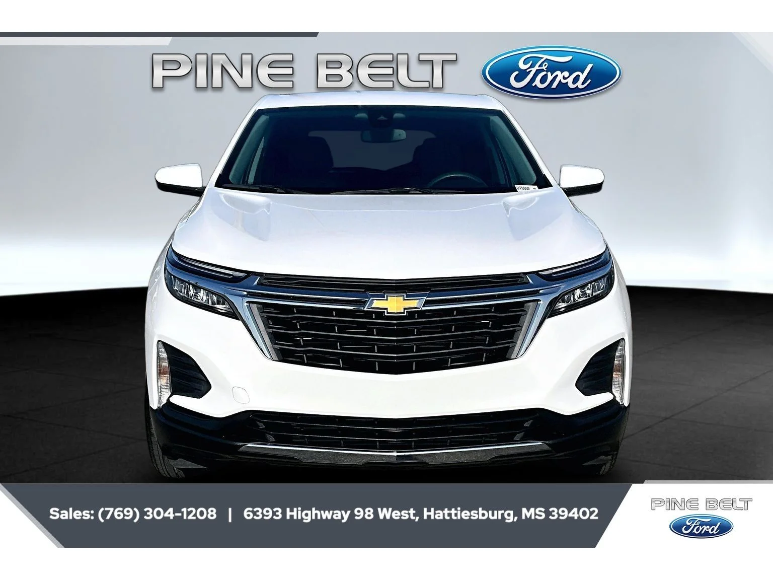 Used 2022 Summit White Chevrolet LT image 3