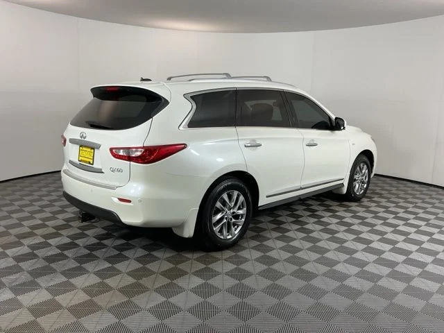 Used 2015 White INFINITI Base image 5