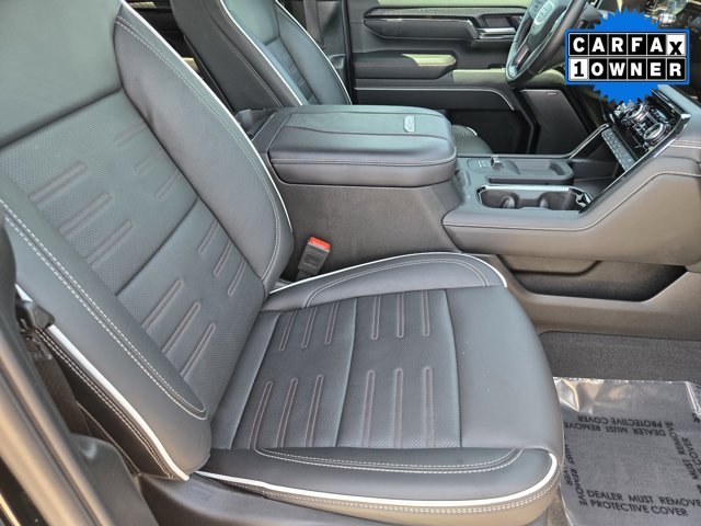 Certified Used 2025 Onyx Black GMC  image 12