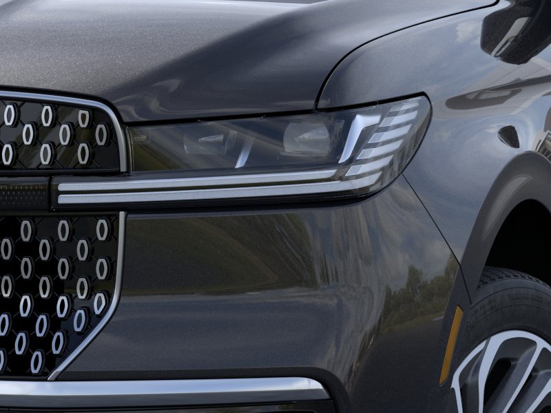 New 2026 Infinite Black Metallic Lincoln Reserve image 18