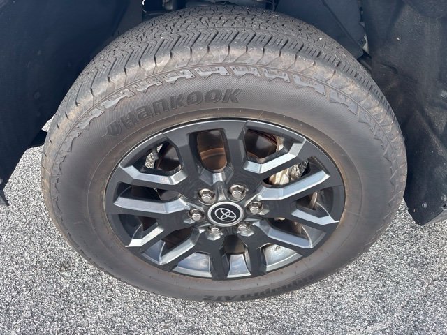 Used 2022 Gray Toyota Platinum image 4